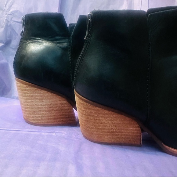 🦋 Kork Ease Chandra Boot 9.5 Block Heel Boot Black Leather Walking Shoes EUC - Picture 2 of 8